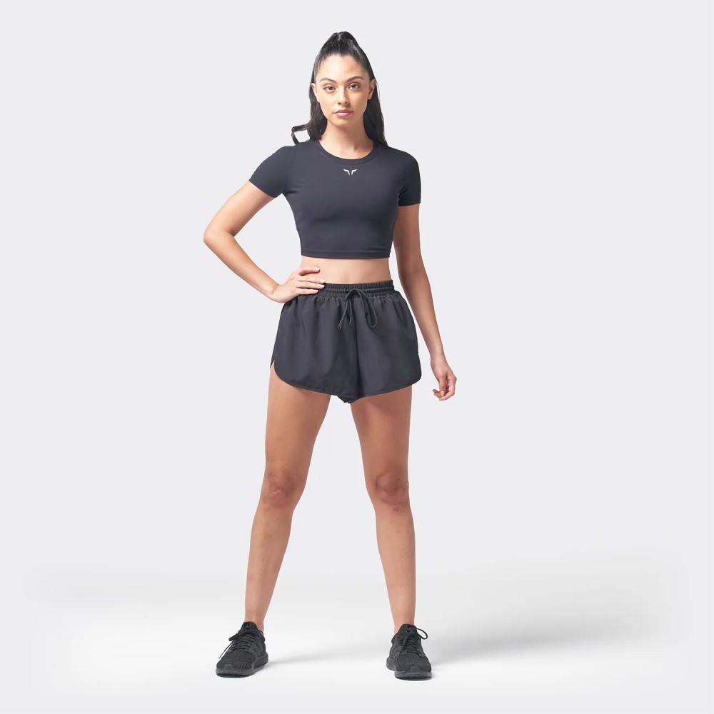 ESSENTIAL CROP TEE – BLACK