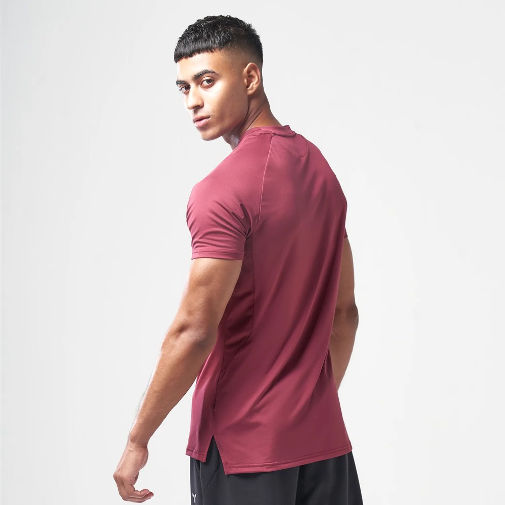ESSENTIAL ULTRALIGHT GYM TEE – BURGUNDY